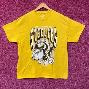 Junk Food Pittsburgh Steelers Football tshirt size Large